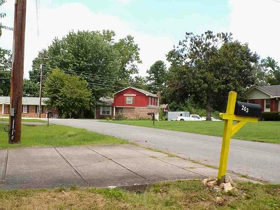 5th image of 263 Sherry Cir