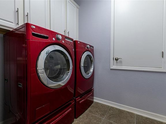 5th image of 106 Pecorri Ct