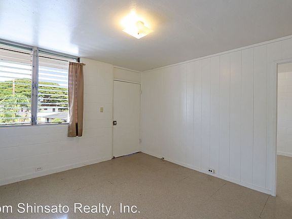 3rd image of 94-106 Pupupuhi St APT E