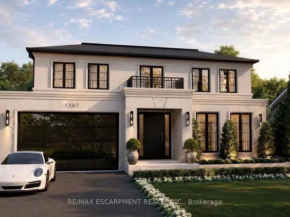 1387 Waverly Ave, Oakville, ON L6L 2S4