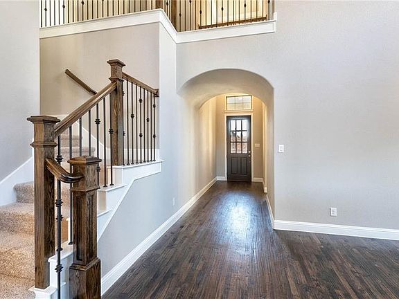 3rd image of 578 Quarter Horse Ln
