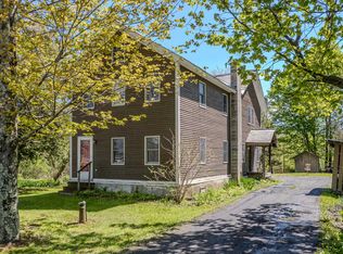 1276 York Street Extension, Poultney, VT 05764