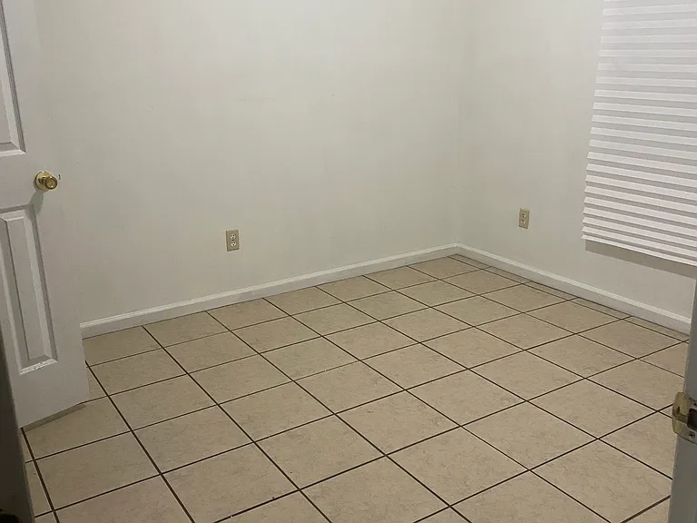 3013 Kensington Ln — Photo 6