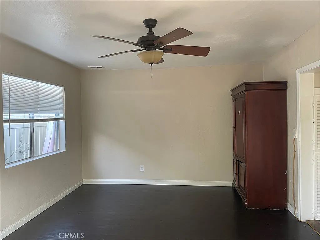 1 bed, 1.5 bath, 650 sqft, $1,800 — Photo 3