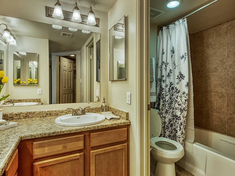 Riverview Townhomes — Photo 29