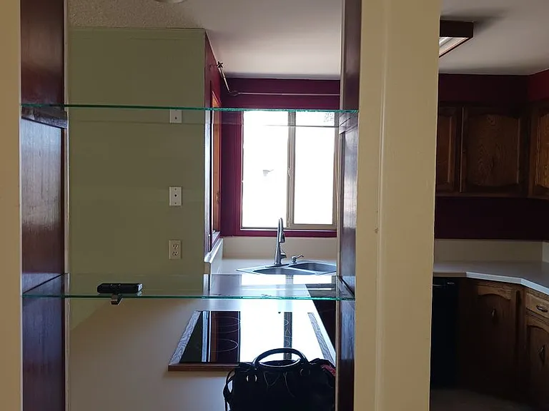 708 Highland Dr — Photo 10