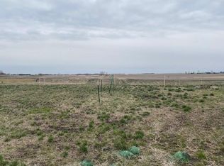 1015 Spruce St, Waukee, IA 50263