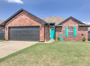 12313 SW 13th St, Yukon, OK 73099