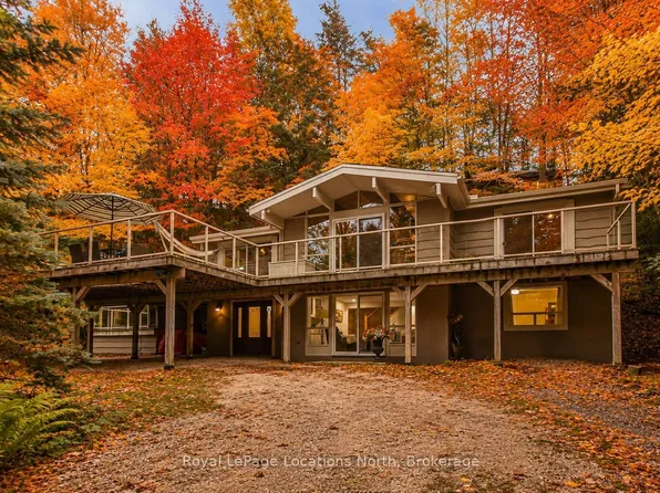 143 Saint Moritz Cres, The Blue Mountains, ON L9Y 0S6