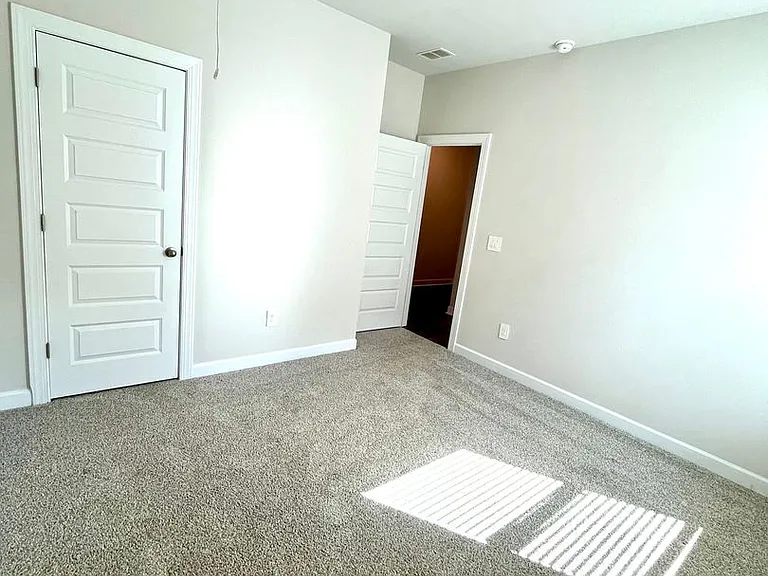 503 Yellowstone Trl — Photo 18
