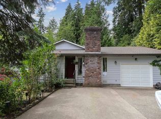 10595 154a St, Surrey, BC V3R 4K2