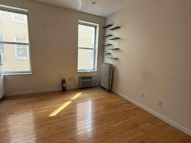 247 Wadsworth Ave #3B — Photo 9