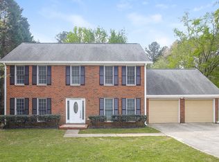 1183 Crestbrook Dr, Mableton, GA 30126