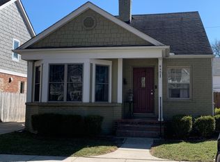 950 Chestnut St, Birmingham, MI 48009
