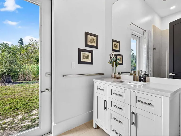 12289 Alamansa Ln — Photo 29
