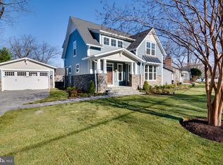 6204 26th Rd N, Arlington, VA 22207