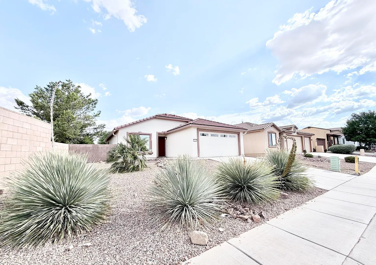 3BR/2BA/2CG, 1,185 sq.ft. rental in Sierra Vista, AZ — Photo 2