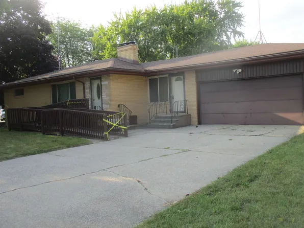 3359 Glendora Dr, Bay City, MI 48706