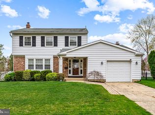 551 Norwood Rd, Mount Laurel, NJ 08054