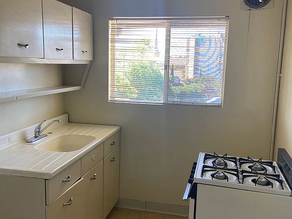 2nd image of 5101 Towle Ct APT 9