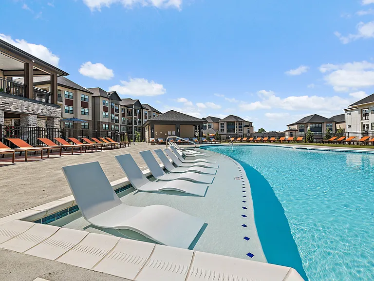 Resort-style Pool