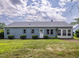 51 Weaver Rd, Manchester, CT 06042