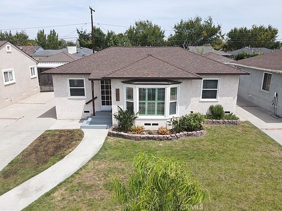 5th image of 4562 Iroquois Ave