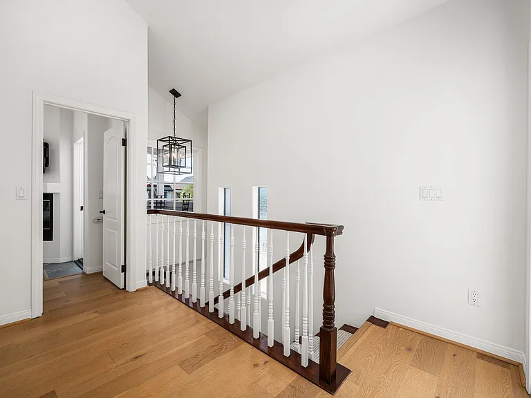 117 Marine Ave #A — Photo 11