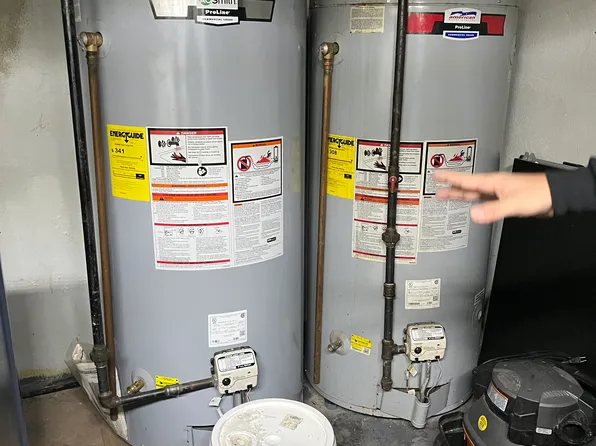 342 Ridgewood Avenue image 11 of 14