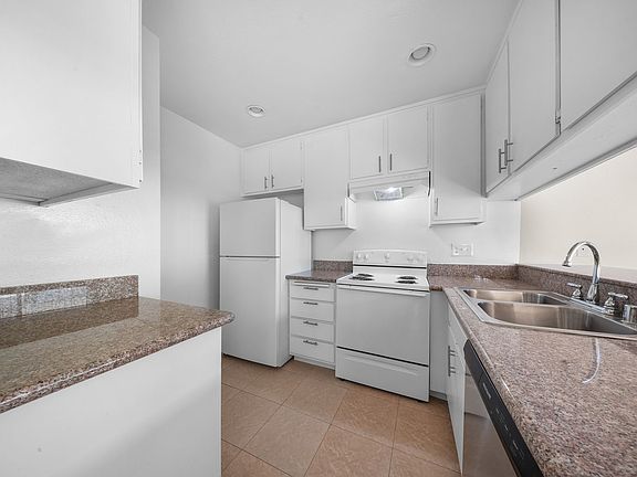 5th image of 1966 Junipero Ave APT 7