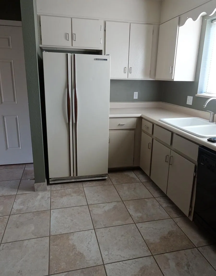 1704 Pecan Street — Photo 4