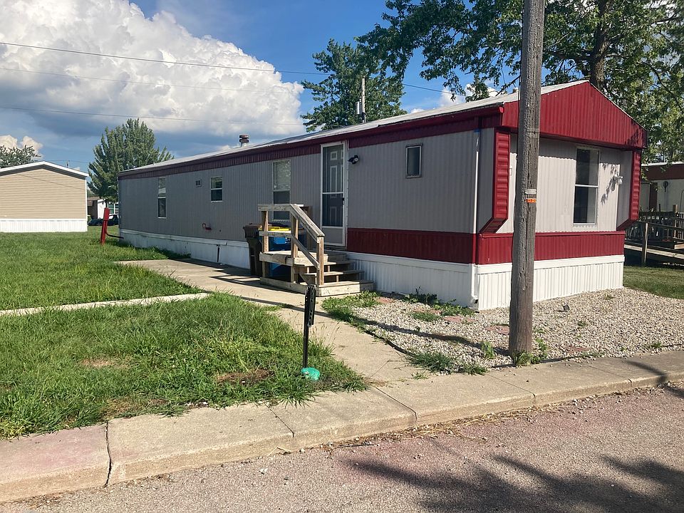 1st image of 805 Eastmoor Dr