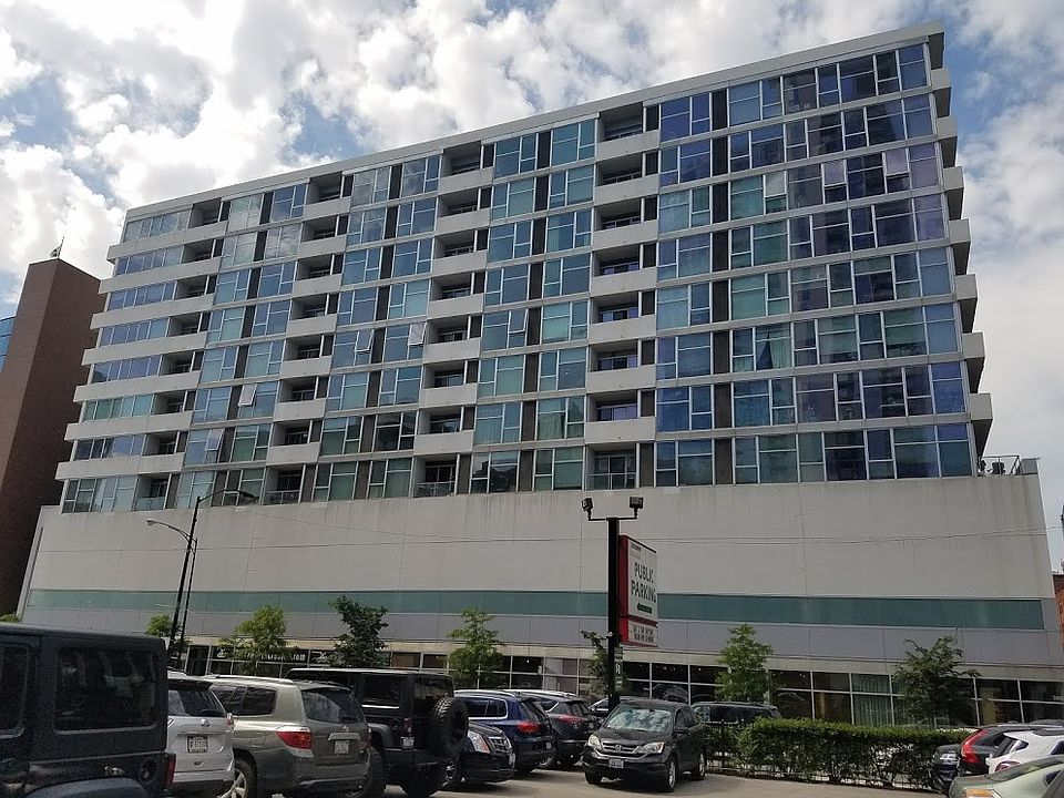 1st image of 630 N Franklin St APT 904