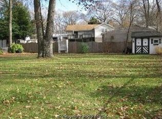 261 Magothy Bridge Rd, Pasadena, MD 21122