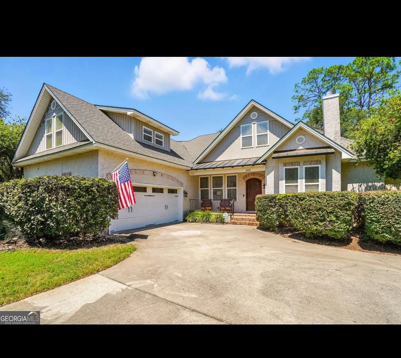 4 bed, 3328 sqft, $4,000 — Photo 1