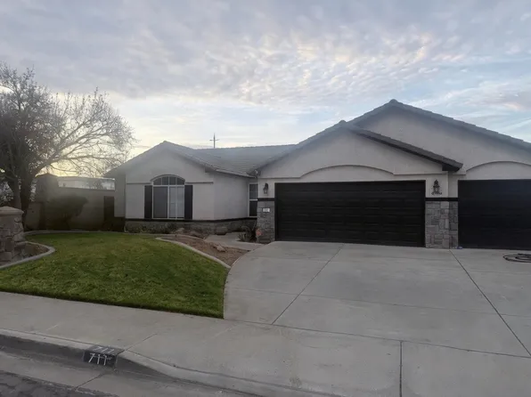 711 Northstar Dr, Hanford, CA 93230