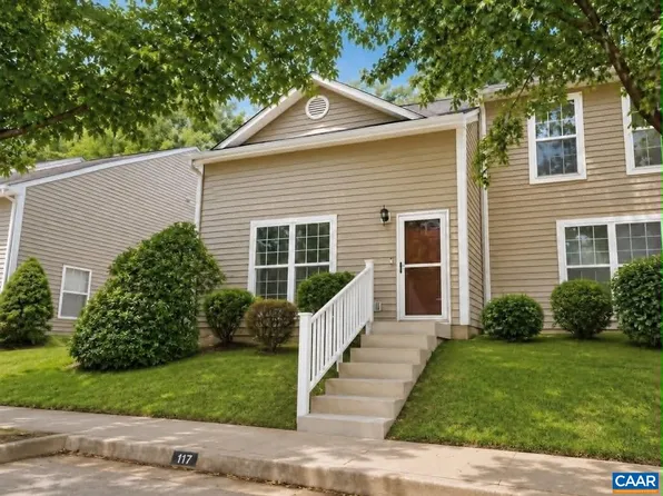 117 Waterbury Ct, Charlottesville, VA 22902