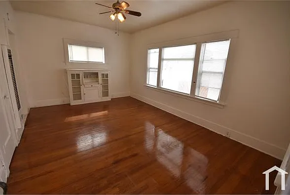 Studio, 695 sqft, $1,525 — Photo 2