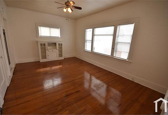 2nd image of 716 Olive Ave APT A