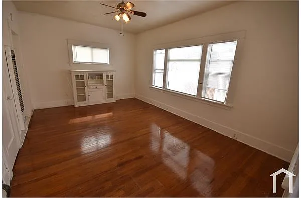 Building Photo - 716 Olive Ave #A