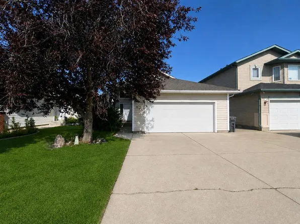 119 S Squamish Ct W, Lethbridge, AB T1K 7M3