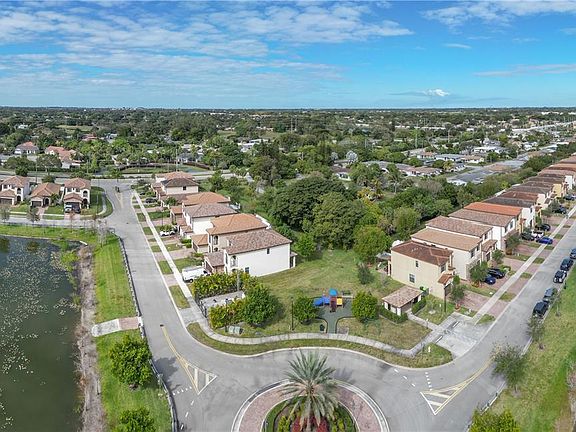 4th image of 5203 NW 50th Ter
