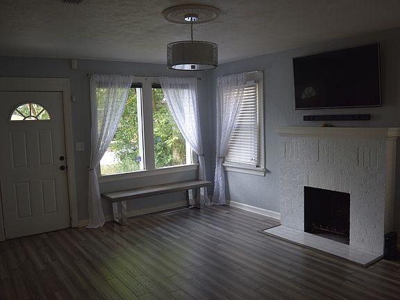5th image of 4412 Antisdale St