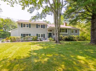 1 Blue Ridge Ln, Wilton, CT 06897