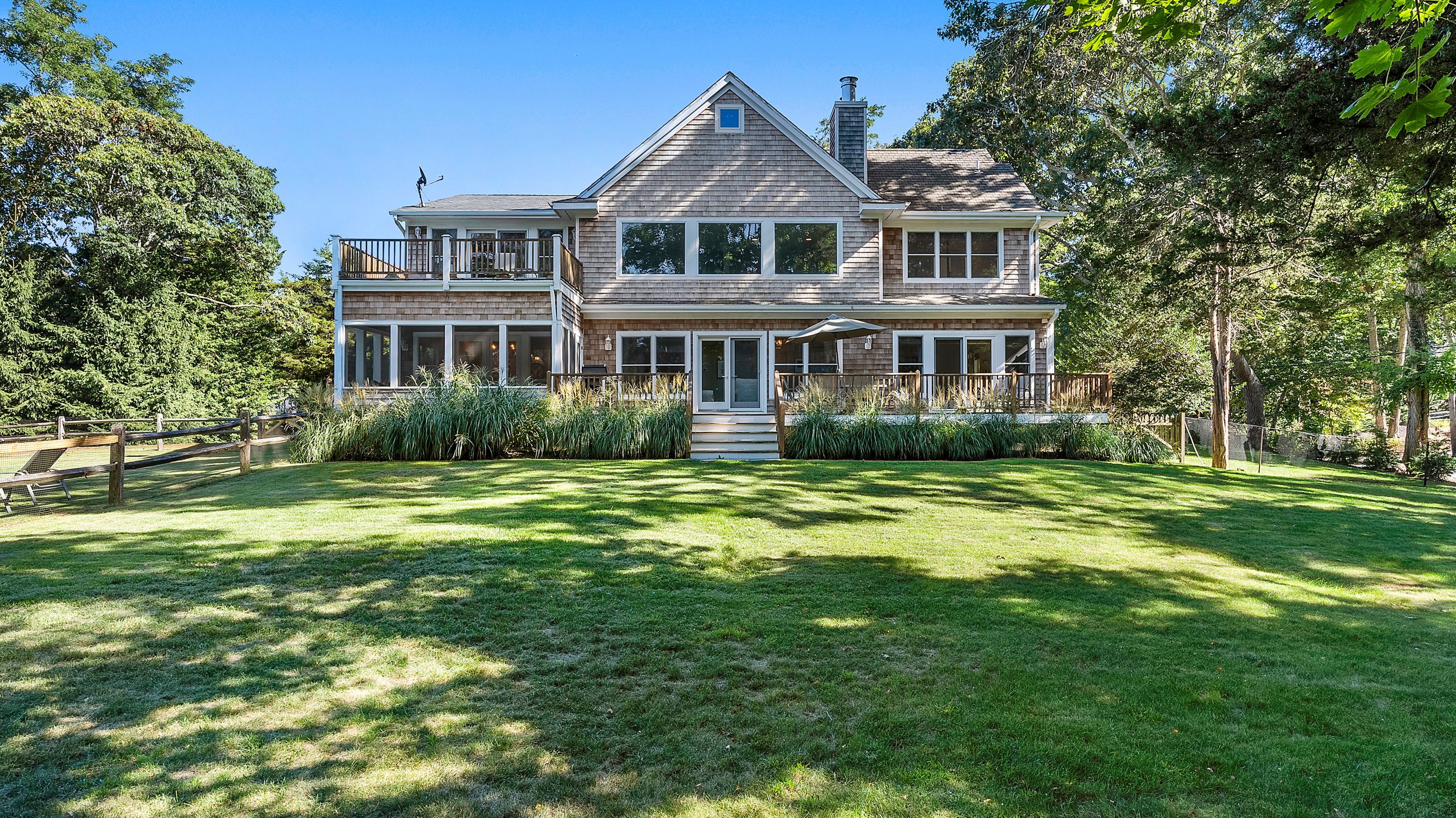 16 Bittersweet Ln, Sag Harbor, NY 11963 Out East