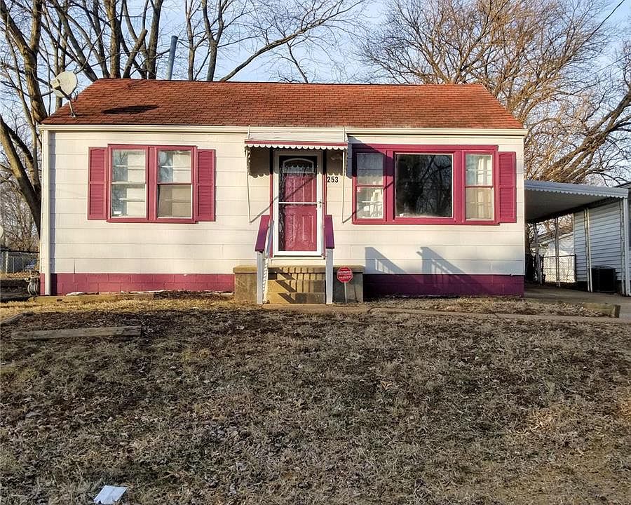 1st image of 253 Sadonia Ave