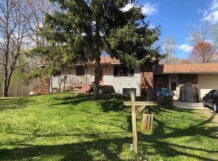 1548 W Prairie Rd, Midland, MI 48640