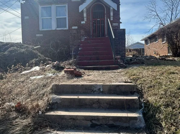 4512 Ashland Ave, Saint Louis, MO 63115