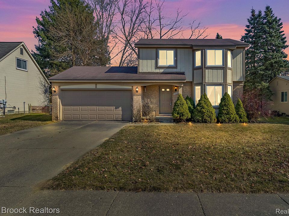 1st image of 22258 Brookfield Dr