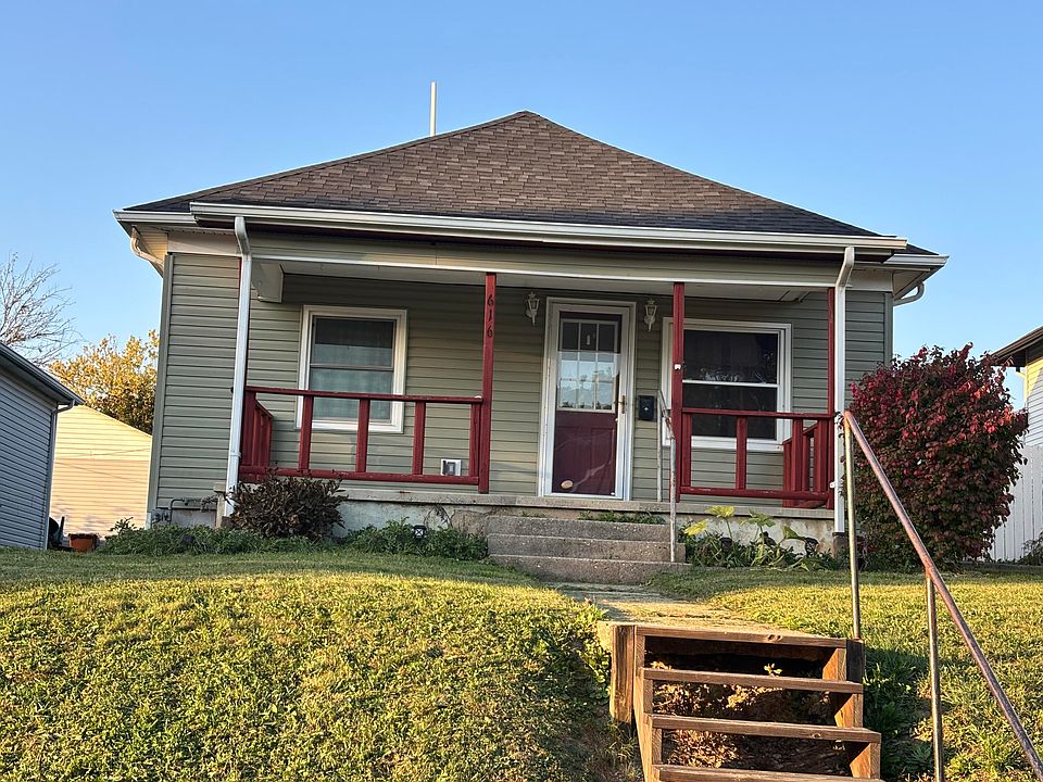 1st image of 616 Michigan St